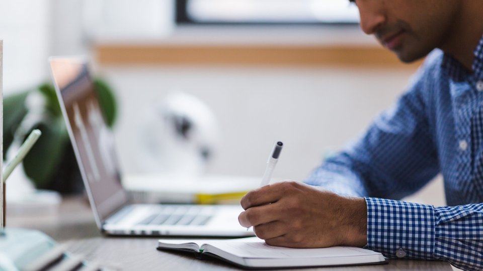 Hoe digitaal bestellen de afhankelijkheid van verkoopteams in B2B vermindert