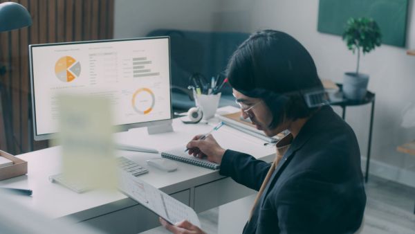 B2B Ecommerce in 2026: What Mid-Market Sellers Actually Need