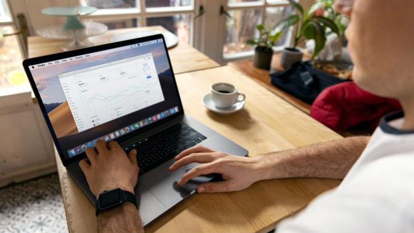 De la frustration à la fidélité : maîtriser la cohérence des données produit dans votre portail client B2B